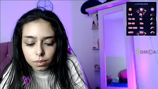 lilylouisee webcam