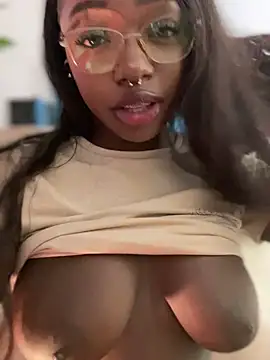 alissradiante1 webcam
