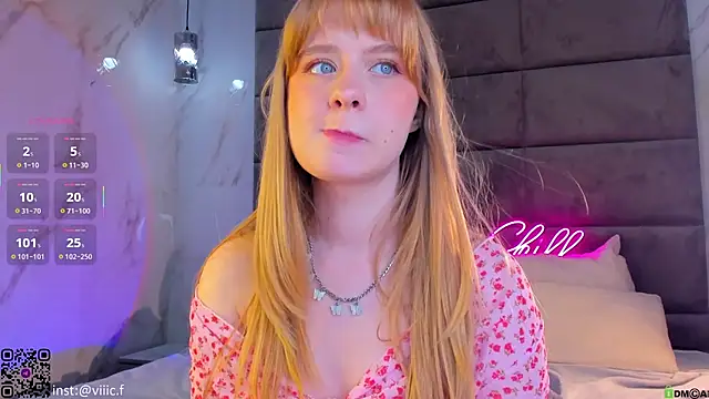 Victori_Fox webcam