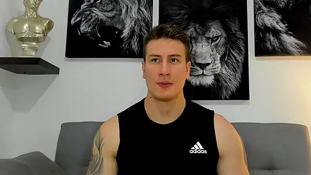 AlexHarrington webcam