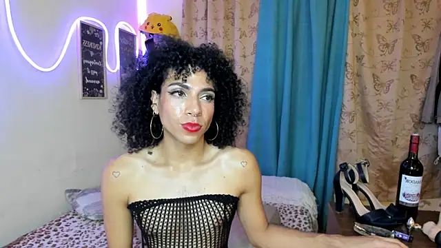 Angel_White25 webcam