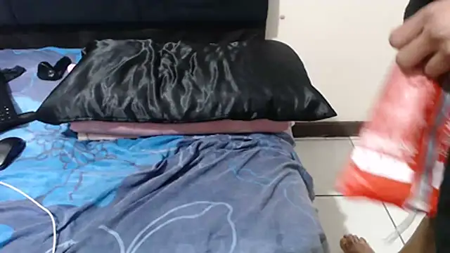 SweetHotBabby18 webcam