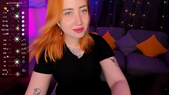 deboramoore live cam on StripChat