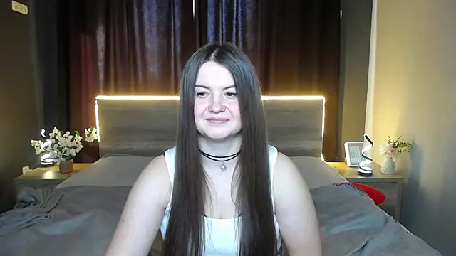 MavkaCute webcam