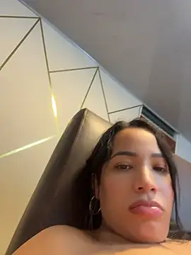 SQUIRTINGQUEEN11 webcam