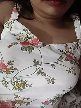 Vaani_Actress live cam on StripChat