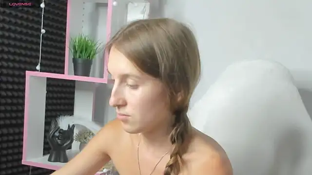 Xenia_paradise live cam on StripChat