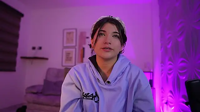 Isis_Scarlett_ live webcam show