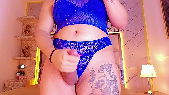 Nina_Strauss webcam