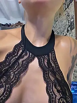 kylie_blck live cam on StripChat