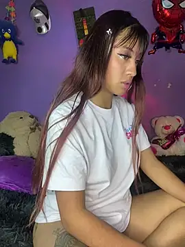 Leyla_collinss_ webcam