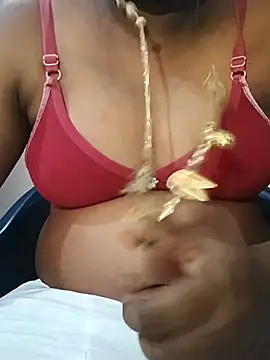 tamil_swathii live sex cam