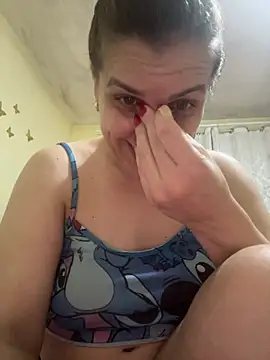 Bia_sexynovaes live sex cam