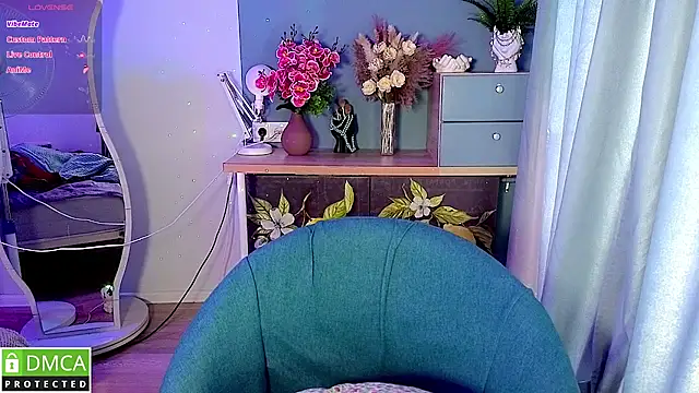 Mira_Mermayd webcam