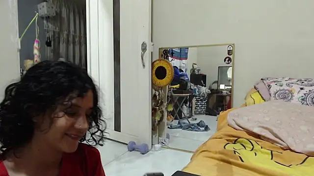 AlinaWoolf_ webcam