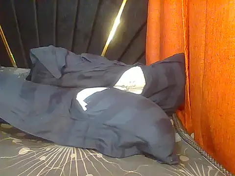 petite_cuteass webcam