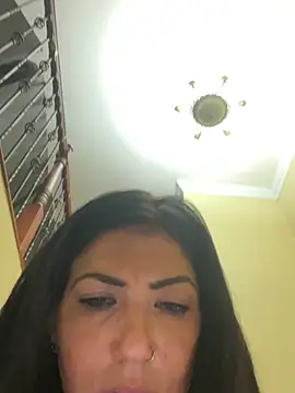 LittleMissEeve webcam
