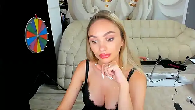 haleysweet18 - HaleySweet18's free webcam - UK Sex Cams