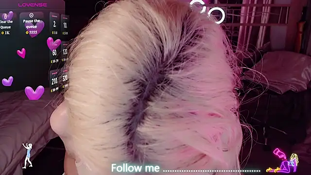AnnieGOld_ webcam