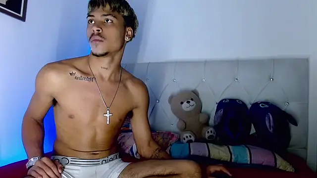 Angel_foxc13