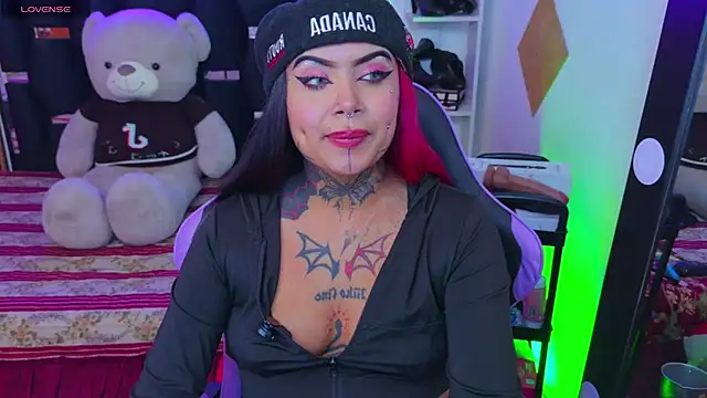 LauriInk1 webcam