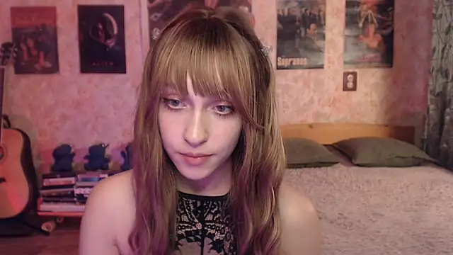 Friendly_Ellie webcam