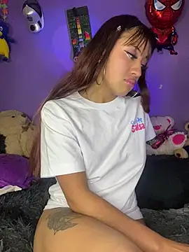 Leyla_collinss_ webcam