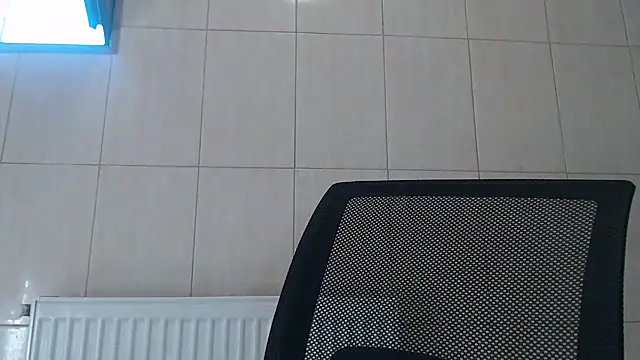 newamyy webcam
