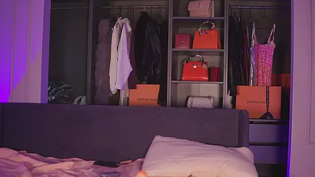 Monique_Celeste webcam