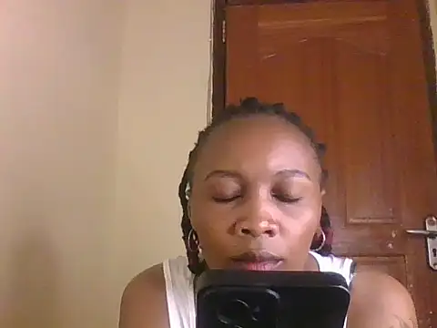 _Shantel1 live cam on StripChat