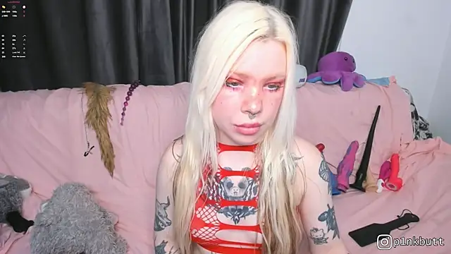 HelenGoat live cam on StripChat