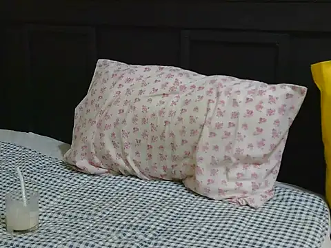 kinkydolll webcam
