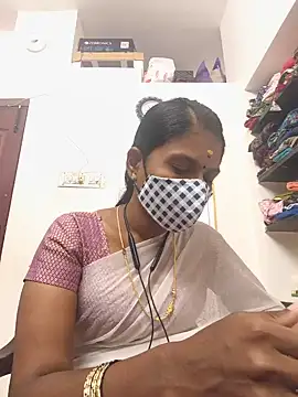 Tamil_Yalini12 live cam on StripChat