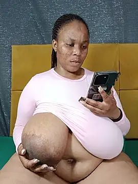 HugeTitisxx live webcam show