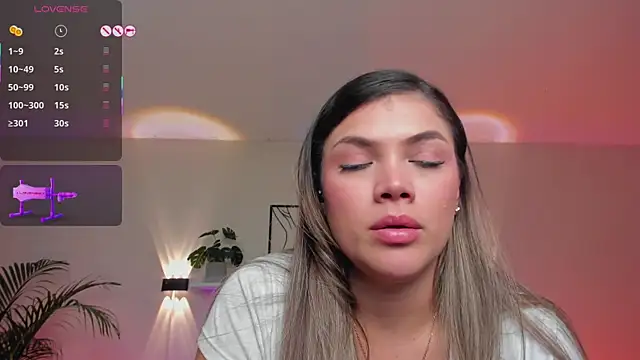Sofia_Velvetx webcam