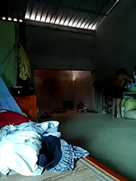 Moon_squirtt webcam