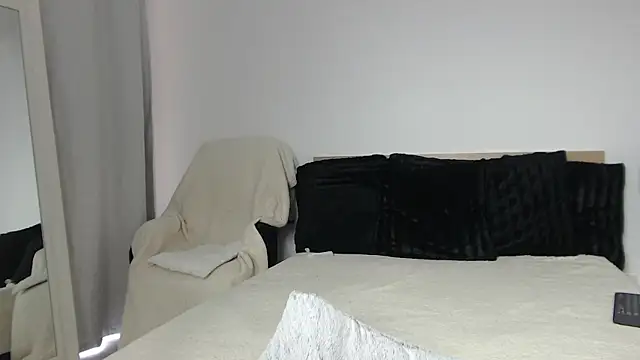 Layla23a webcam