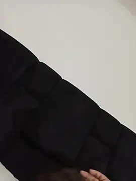 van3orgasm4me - Van3orgasm4me's free webcam - UK Sex Cams