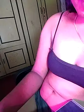 Tamil_Kavitha live webcam show