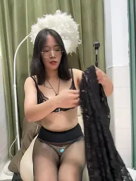 kikitt520 live webcam show