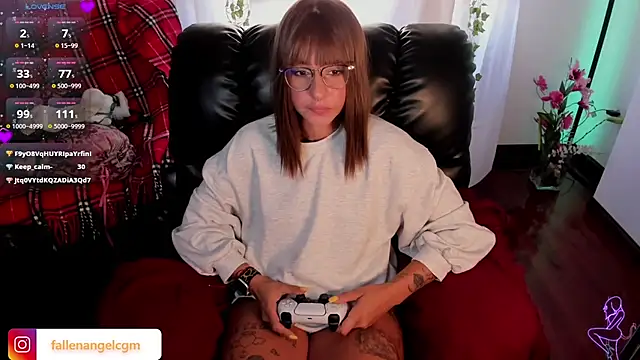 Fallengangel live webcam show