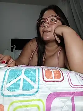 Van3orgasm4me live cam on StripChat