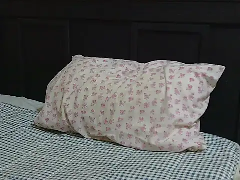 kinkydolll webcam