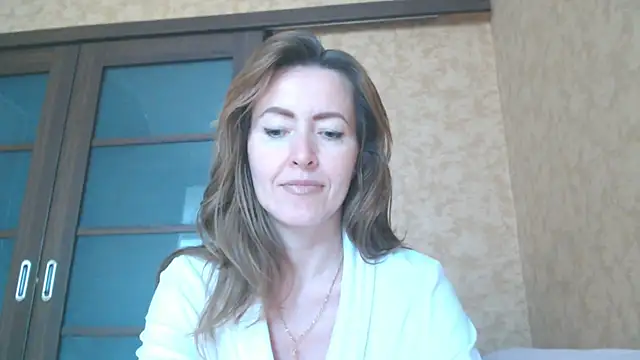 הופעת סקס קאם בשידור חי של NicoleEunice87