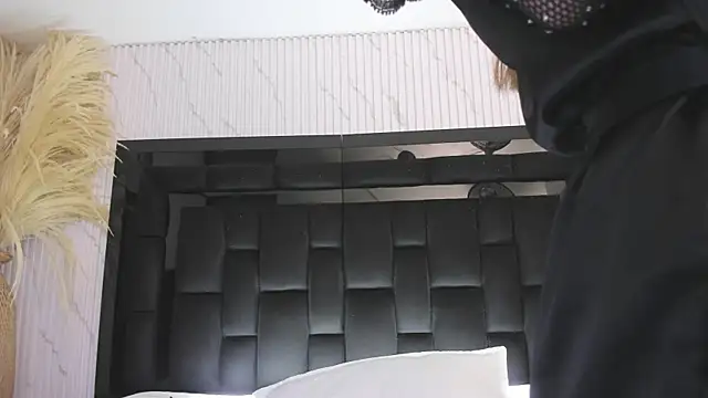 carlysommers - CarlySommers's free webcam - UK Sex Cams