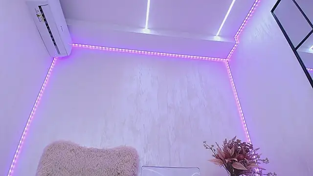 Anna_Lewis live webcam show