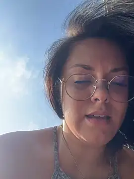 luccreccia_ (F young) - PUSSY FINGERS IN THE CAR 🚘
