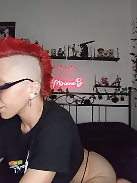 MirianaB webcam