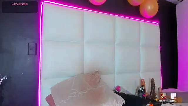 Gigi_duran live cam on StripChat