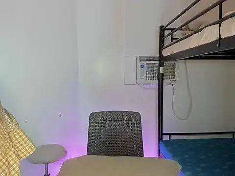LAvender_18 webcam